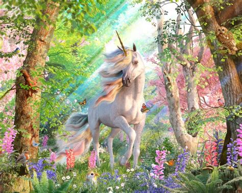  El Unicornio Encantado!  A Magical Tale Exploring Nature and Self-Discovery from First Century Spain?